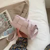 2021 bolsos de diseñador de lujo a la moda Mini bolso cruzado de almohada tejido de cuero genuino acolchado a cuadros para mujer