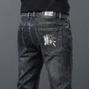 Jeans pour hommes designer 2022 Automne/Hiver New Wear Slim Fit Small Straight Mid Rise Marque M2RE