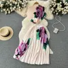 Tvådelad klänning Summer Runway Flower kjol kostym Kvinnor S Stretch ColorBlock Knit Top High midja blommig tryckt semesteruppsättning 230629