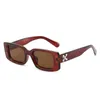 Großhandel mit neuen Box-Trend-OFF-Gläsern mit Persönlichkeit und Schneeflocken-Sonnenbrille 5300