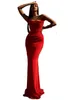Eleganckie czerwone sukienki na bal matarnie dla kobiet dla kobiet bez ramiączki Plasy Drapowane wieczorne suknie