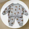 Pyjamas 8457 Kinder Kleidung Set Bär Muster Anzug Herbst Winter Langarm Jungen Zweiteilige Kleidung Mädchen 230628