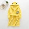 Pyjamas Autumn Winter Kids Hooded Bathrobe Baby Bath Robes Boys Girls Cartoon Rabbit Panda Flanell Pyjamas Långärmad handduk Robe 230628