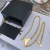 Naszyjniki wisiorek damski trójkąt wisiorek dla kobiet luksusowe projektanci naszyjniki z kolczykami link łańcuch biżuterii Akcesoria Z230629