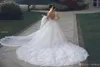 Arabiska öst Middle Ball Gown Wedding Dresses Cap ärmar Sweetheart Backless Vintage Lace Appliques Princess 2023 Bridal Clowns S S S S S
