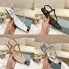 Summer Hot Selling Designer Women Borsted Leather Thong Sandal Pointed Toe Clip Flat Shoe Holiday Casual Slide 8 Colors With Box Storlek 35-41