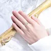 Z bocznymi kamieniami 2PCS pierścionki zaręczynowe dla kobiet Oryginalne 925 Srebrny Pierścień Zestaw 14k złota Plated Bridal 2CT Cround Cut Lab Diamond Jewelry 230629