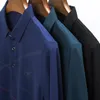 Men S Polos Polo Shirt tryckt kort ärm T -skjorta Summer Thin Black Business Casual Ice Silk Tee 230629
