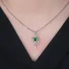 Pendant Necklaces 2023 Fashion Vintage Sparkling Simulation Emerald Necklace For Women Luxury Silver Color Wedding Banquet Choerks Jewelry