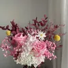 ドライフラワーローズジプソフィラフラワーブーケウェディングアレンジバレンタインデーバースデーギフト花嫁ホームルームの装飾