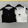 Top feminino de grife regata curta bordado sexy ombro de fora preto e branco roupas regata casual sem mangas sem costas colete camiseta feminina cor sólida camiseta tops coletes 22