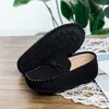 Wiosenne lato nowe buty dla dzieci chłopięce sukienki Buty oddychające Brown Casual Children's Boys Girls Flat Skórzane buty Moccasins