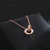 Pendentif Colliers Double anneaux collier design amour diamant plaqué or collier élégant exquis chaînes pour hommes vis glacé pendentif Z230629