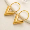 Classic Gift Copy Designer Orecchini Hoops Brand Charm Stud Orecchini in acciaio inossidabile di marca di alta qualità Luxury Love Waterproof and No Fade Lettera V Orecchini