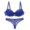 Ensembles de soutiens-gorge Sexy dentelle sous-vêtements féminins Push Up plongeant rembourré BCDE tasse culotte et soutien-gorge bretelles ajustées femmes Lingerie