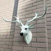 Dekorativa föremål Figurer Harts Art 3D Deer Head For Wall Decor Animal Head Sculpture Modern för väggdekorativ konst Vägg hängande dekor Heminredningar 230628