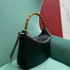 746124 Nova bolsa feminina Bolsa de ombro de alta qualidade com duas alças removíveis Bolsa crossbody pode ser carregada debaixo do braço pode ser de grande capacidade