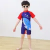 TwoPieces Europese Badpakken Meisjes Badmode Kinderen Jongens Badpak Cartoon Eenhoorn Sneldrogend Zwemmen Kleding Baby Beachwear 230628