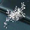 Coiffes Magnifique peigne à cheveux en perles de fleurs avec cristal strass Accessoire de mariage parfait pour les demoiselles d'honneur des mariées!