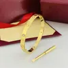 Um clássico jóias de luxo pulseira senhoras rosa ouro prata senhora bangle 18k ouro parafuso chave de fenda diamante luxo designer jóias mulheres homens festa presente pulseiras 0j