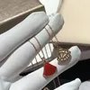 дизайнерское ожерелье для женщин модное и очаровательное веерообразное ожерелье из 18-каратного золота с подвеской из высококачественной титановой стали, роскошные ювелирные изделия, цепочка из ключицы