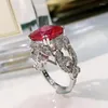 Bagues en grappe Bague en argent sterling 925 12 12MM Coussin Cut Simulation à haute teneur en carbone Ruby Luxury Female