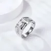 Pierścienie klastra Dobra biżuteria Moissanite Man Pierścień 1 D Kolor Luksusowy zestaw zaręczyn S925 Srebrny