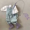 Ensembles de vêtements printemps bébé salopette nouveau bébé filles barboteuses denim poche garçons combinaisons bébé barboteuses 2023 été nouveau-né mignon salopette jeans J230630