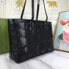 Luxury Matelasse Leather Medium Totes Designer Bag Textured Geometric Motif Crossbody Shopping Bags Embossing Flowers Handbags 38CM 631685