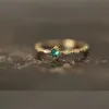 With Side Stones 925 Sterling Silver Fashion Tail Ring Women Plating 14k Gold Simple Design Inlaid Emeralds Wedding Jewelry Accessories 230629