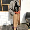 Vendita all'ingrosso di alta qualità H Home Sciarpa in vendita Netizen Love Knitted Women's Winter 2023 Korean Ins Style Lettera Scialle semplice Uomo e sciarpe