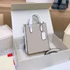 Designer Schoudertassen Vrouwen mannen mini Luxe handtassen Mode Eenvoudige Vierkante Tas Hoge Kwaliteit Echt Leer Crossbody Handtassen 230615