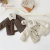 Płaszcz urodzony Baby Girl Boy Corduroy Kurtka niemowlę dziecięce dziecko jesienna wiosna zima ciepłe grube dzieci ubrania 0 3Y 230630