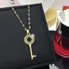 Original Design Micro Pave Key Pendant Halsband Rostfritt stål smycken för kvinnors gåva