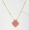 Collane con ciondolo di moda classica per donna Elegante collana con medaglione a quadrifoglio a 4 foglie Catene di choker di alta qualità Gioielli di design Regalo per ragazze in oro placcato 18 carati 19