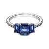 Bagues De Grappe Bandes De Mariage Pile Doigt Pour Les Femmes 925 Bijoux En Argent Sterling Prong Réglage Bleu Rectangulaire Cristaux Pave Clair Zircon