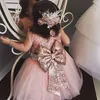 Robes De Fille Princesse Enfants Bébé Fille Belle Noeud De Noeud Paillettes Robe Dentelle Sheer Sans Manches Mini Festival Party Voile Mignon 230630