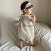 Zestawy ubrań 6011B koronkowe ubrania dla dzieci 2023 letnia modna koronka kwiatowa tkana bawełniana dziewczęca jednoczęściowa odzież księżniczka ubrania do wspinaczki J230630