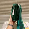 Верхняя сумка-тоут Бренд-дизайнерские сумки на ремне для женщин Квадратные сумки-книги с широкими лямками Модная сумка через плечо Женские кошельки для покупок 230615