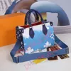 Toppdesigner Luxury Bag Legos Flower Mini Pouch Bag Sacoche Messager Designer Bag Sling Crossbody Bekväm mjuk Luxurys Fashion äkta läder