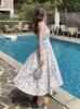 Lässige Kleider Frankreich Elegant Blumendruckkleid Frauen Blau Vintage Koreanische Party Midi Frau Rückenloser Strand süßer Riemen 2023 Sommer