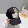 Модные бейсболки Дизайнерская кепка Лоскутная клетчатая летняя шляпа для мужчин и женщин Письмо 2 Стиль Регулируемый