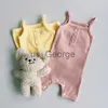 Zestawy odzieży Summer Baby Romper Pasek Nowonarodzony One Piece Ubranie bez rękawów Baby Boy Solid Jumpsuits Toddler Girl Bodysuits Infant Ubranie J230630