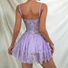 Vêtements de nuit pour femmes Robe de nuit en dentelle Sexy Couleur pourpre Voir à travers les sous-vêtements floraux Spaghetti Strap Robes de nuit Robes d'été