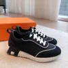 Célèbre 23S / S Marque Hommes Bouncing Sneaker Chaussures En Cuir De Veau En Daim Casual Sports En Peau De Chèvre Semelle Légère Baskets Basses Confort Marche Vélo Randonnée Chaussure EU38-46