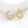 Pendientes de aro con pliegues minimalistas, Color dorado y plateado, círculo geométrico de Metal en forma de C para mujer, joyería redonda de moda para boda