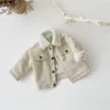 Płaszcz urodzony Baby Girl Boy Corduroy Kurtka niemowlę dziecięce dziecko jesienna wiosna zima ciepłe grube dzieci ubrania 0 3Y 230630