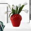 Vases Vintage Style Strawberry Vases Flower Pot Vase Decorative Ornament Flower Arrangement for Office Homestay Party Gifts Decor x0630