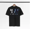 Herr T-shirts T-shirts Gallerier avd Designer Summer Gallary Shirt Alfabettryckt Stjärna Samma rundhalsad kortärmad T-shirt för män och kvinnor 56G