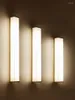 Appliques murales Lampe à LED Applique Lumières Luminaire En Aluminium Up And Down Appliques Moderne AC85-265V Pour La Maison El KTV Bar Éclairage Rectangle Base